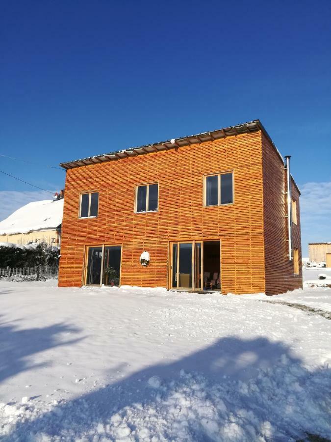 Maison Ecologique En Paille La Chapelle-Enchérie Exteriör bild
